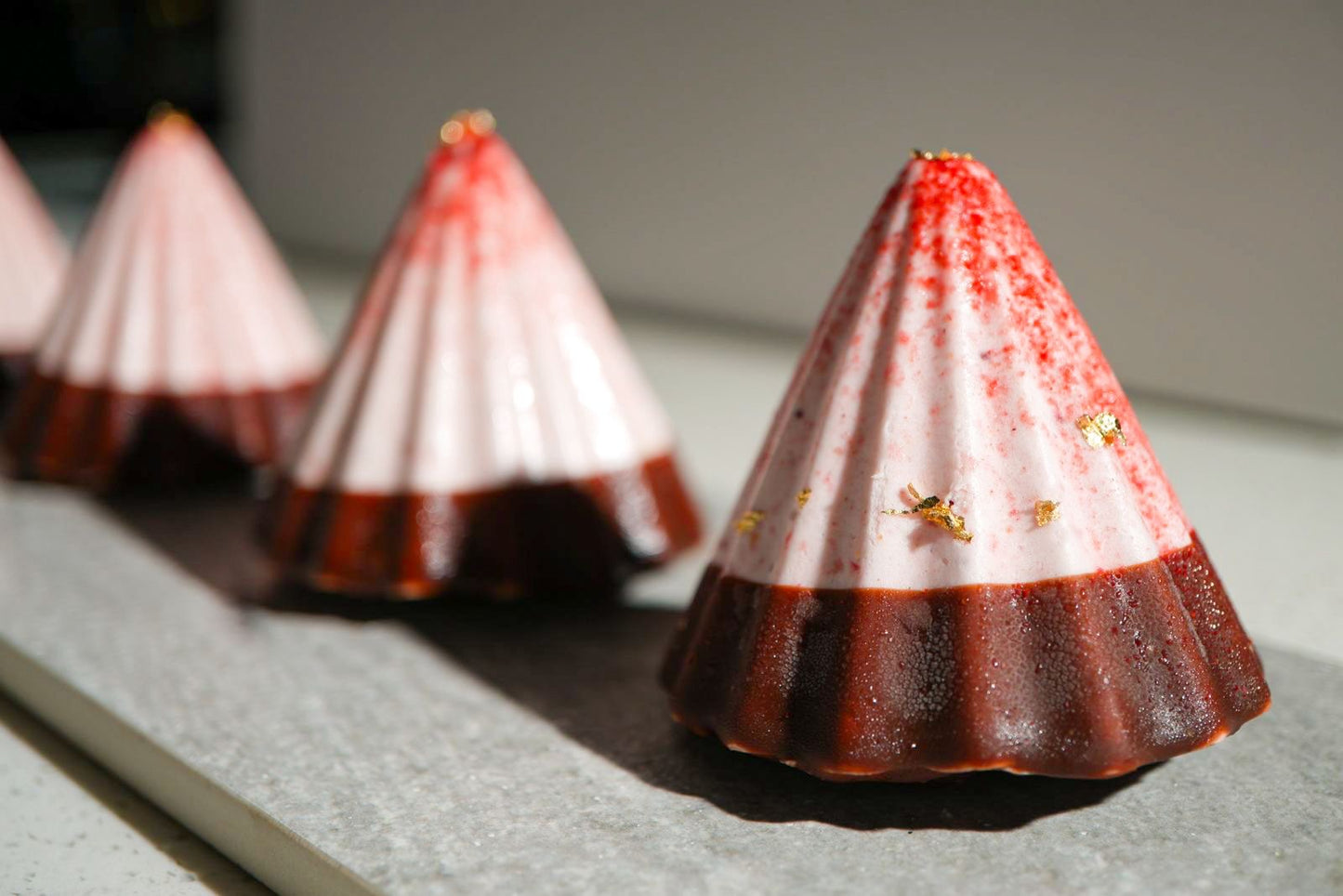 Rosey strawberry chocolate cake (Meiji inspired)